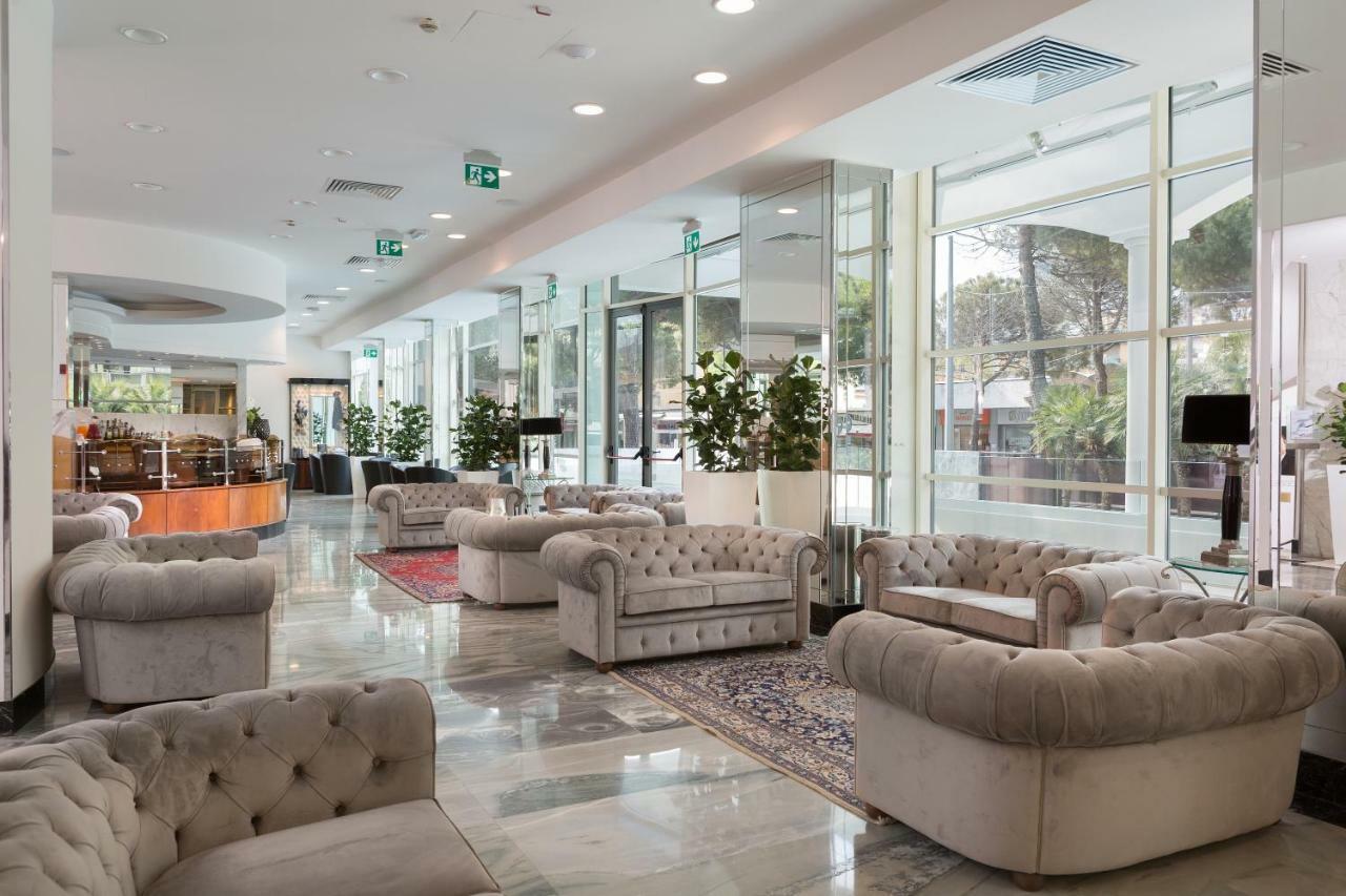 Hotel Continental Rimini Exterior foto