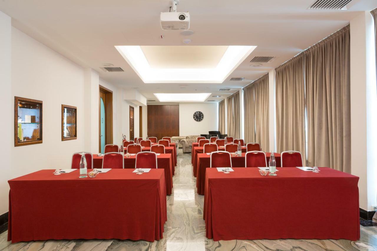 Hotel Continental Rimini Exterior foto